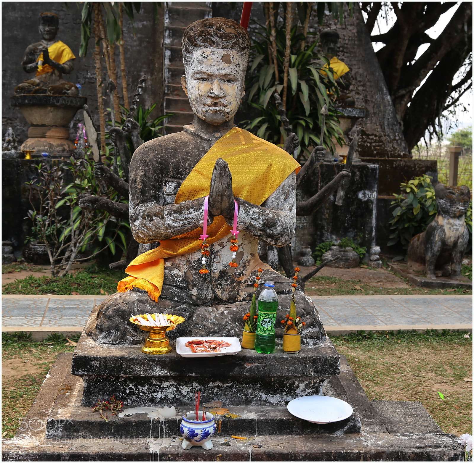 Canon EOS 6D + Canon EF 24-105mm F4L IS USM sample photo. Stone buddah at buddah photography