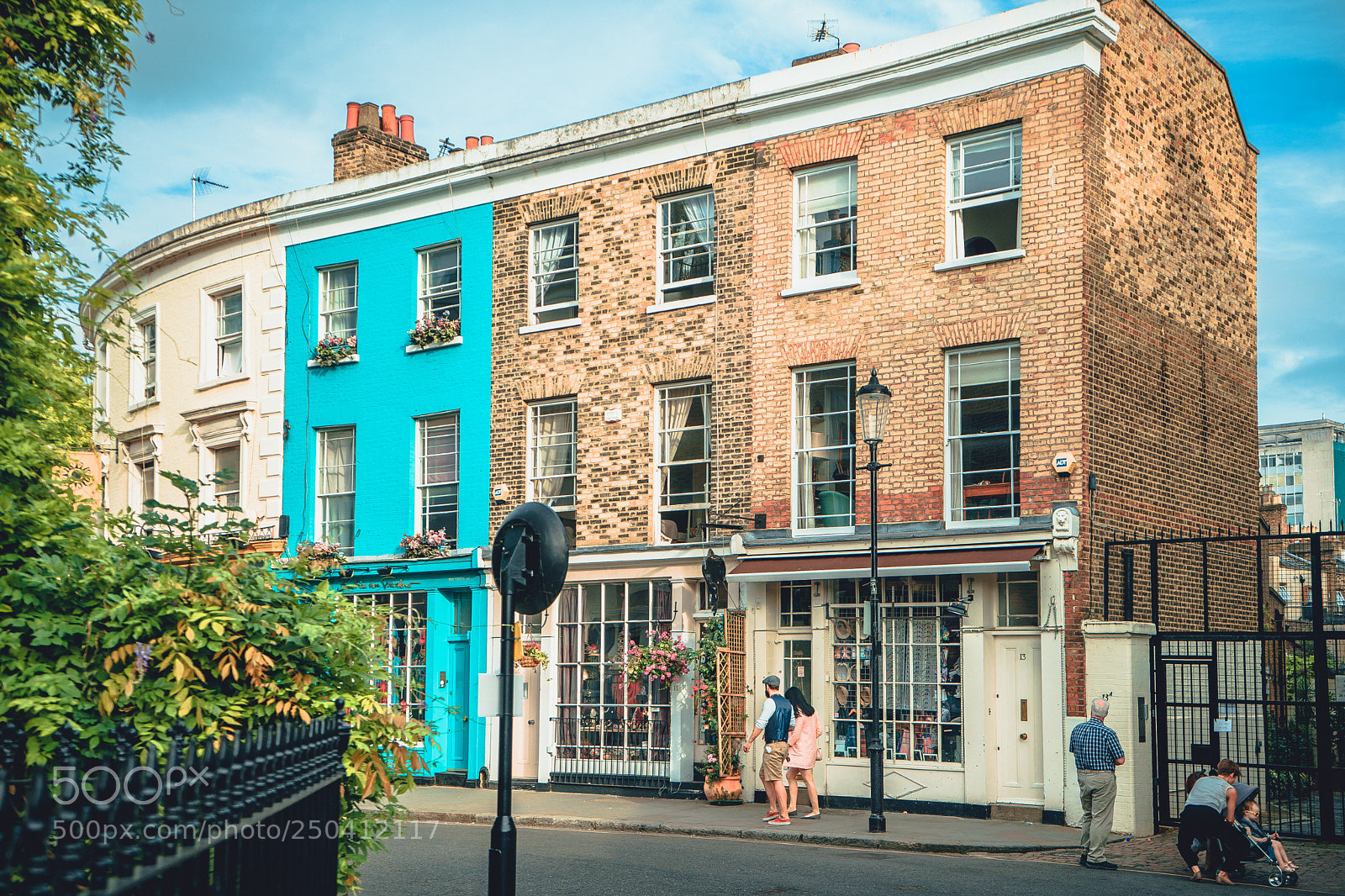 Sony a7 II sample photo. Streets of notting hill photography