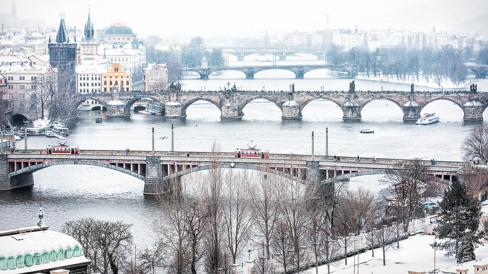 Canon EOS 5DS R sample photo. Prague bridges photography