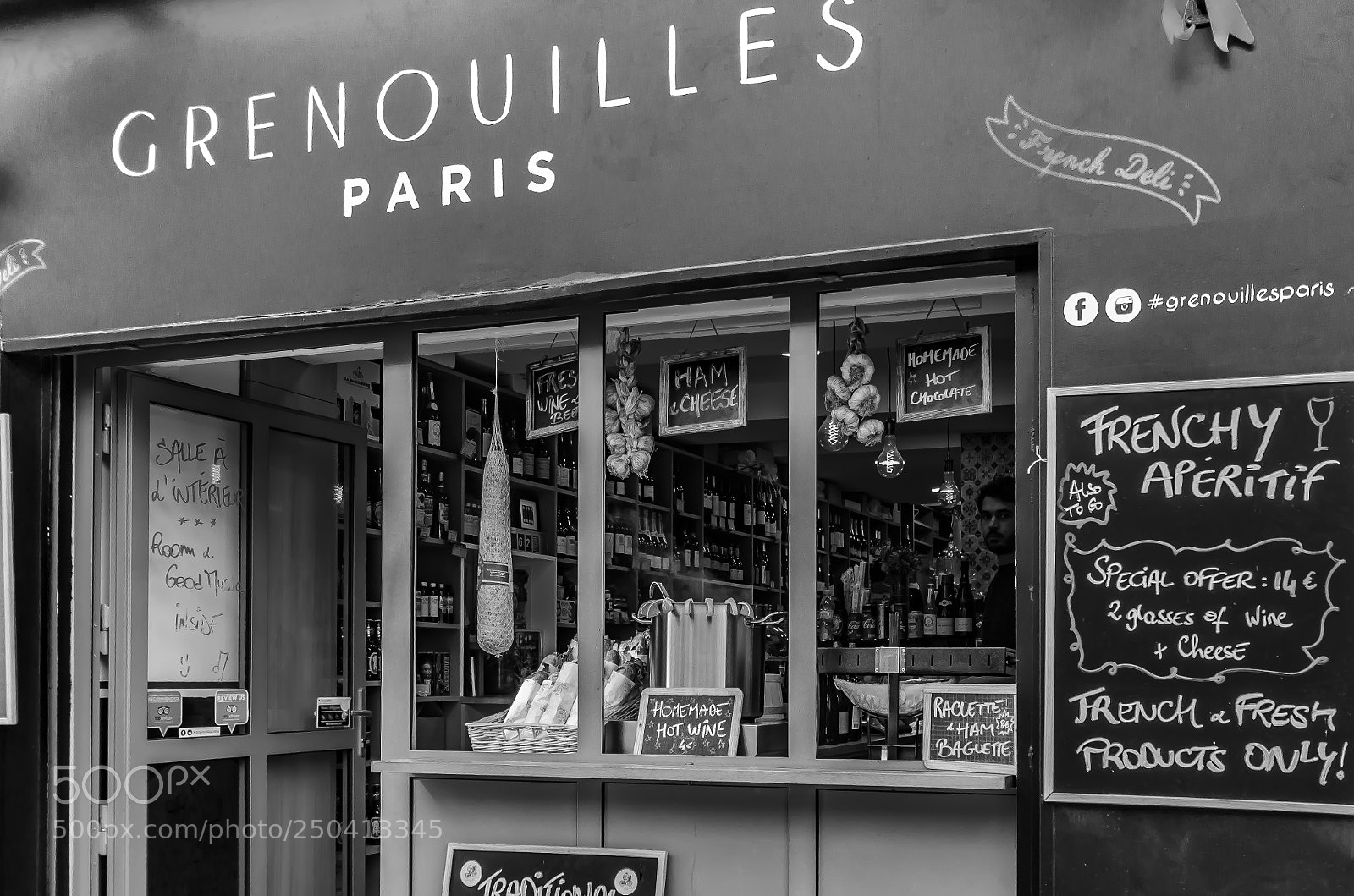 Nikon D5100 sample photo. People of paris lll photography