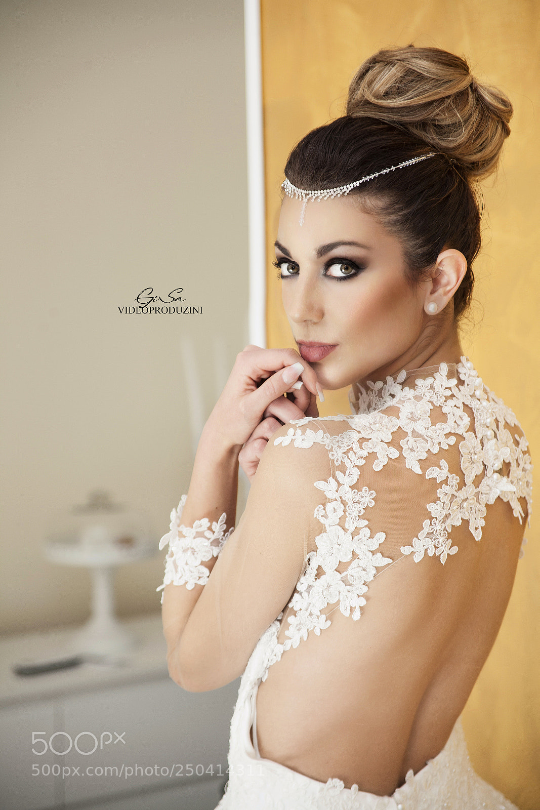 Canon EOS 5D Mark II sample photo. Portrait of a bride photography