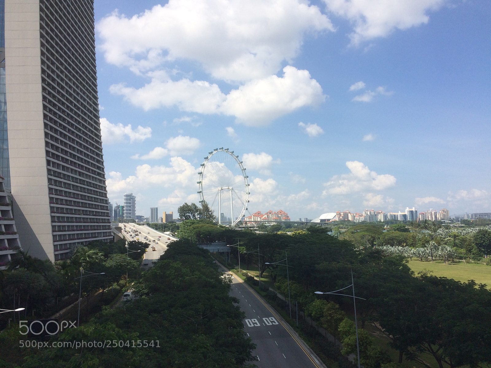 Apple iPhone 5s sample photo. Ferris wheel in sight photography