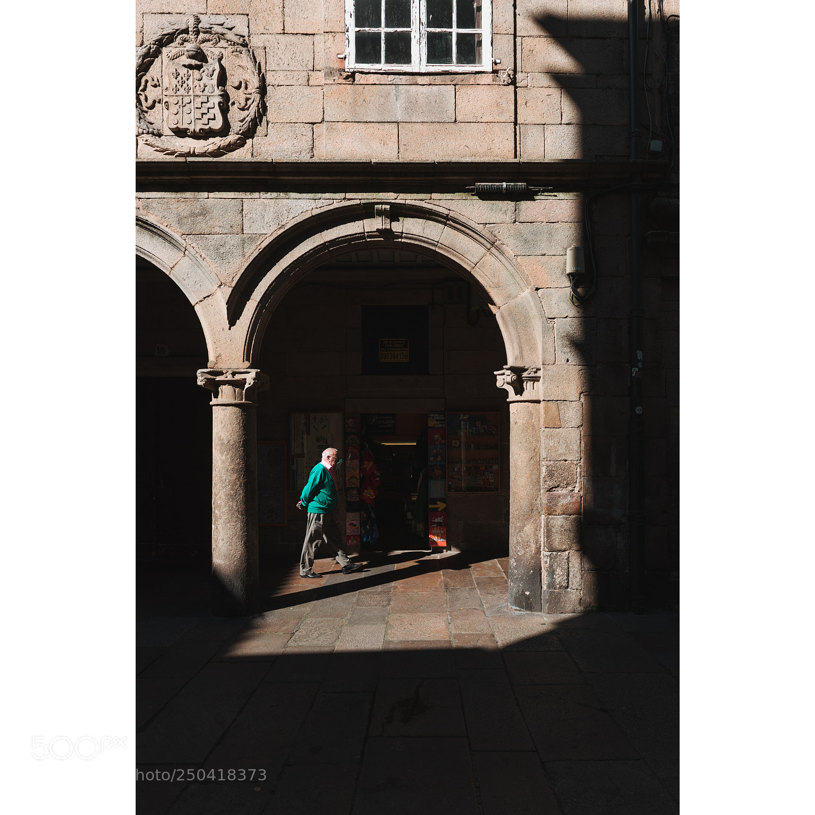 Nikon D810 sample photo. Rúa do vilar photography