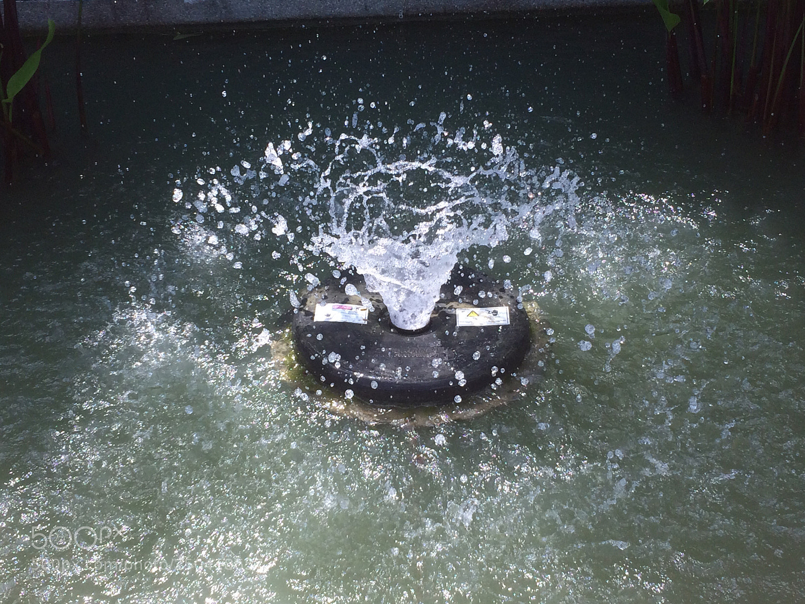 Apple iPhone 5s sample photo. Fountain splashing  photography