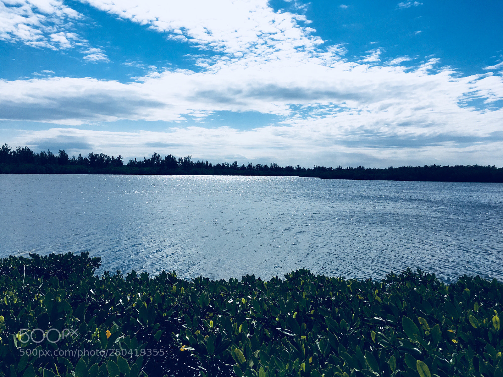 Apple iPhone SE sample photo. Clouds photography