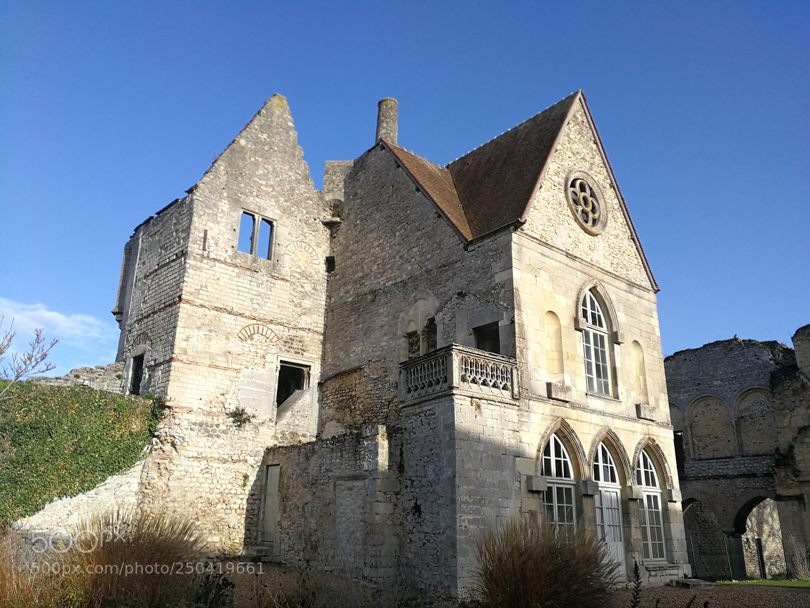 HUAWEI P10 sample photo. Senlis photography
