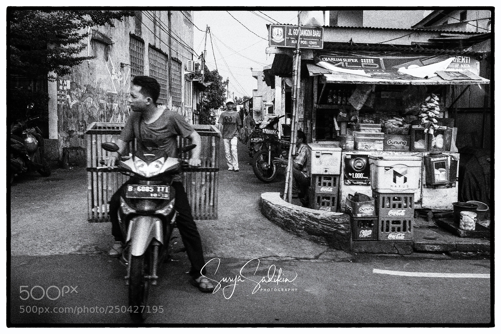 Fujifilm X70 sample photo. Gondangdia photography
