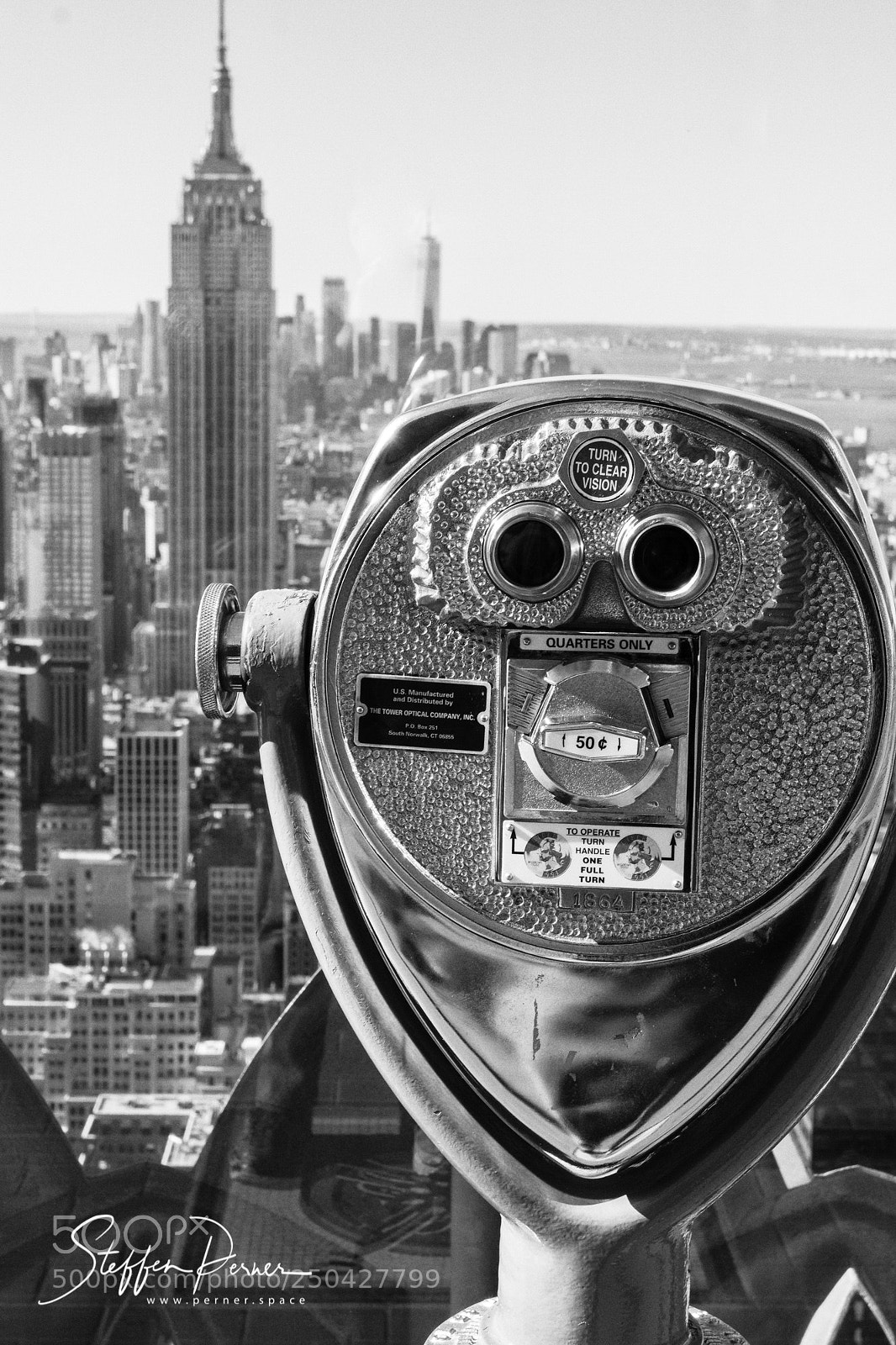 Sony a6000 sample photo. Binoculars over new york photography