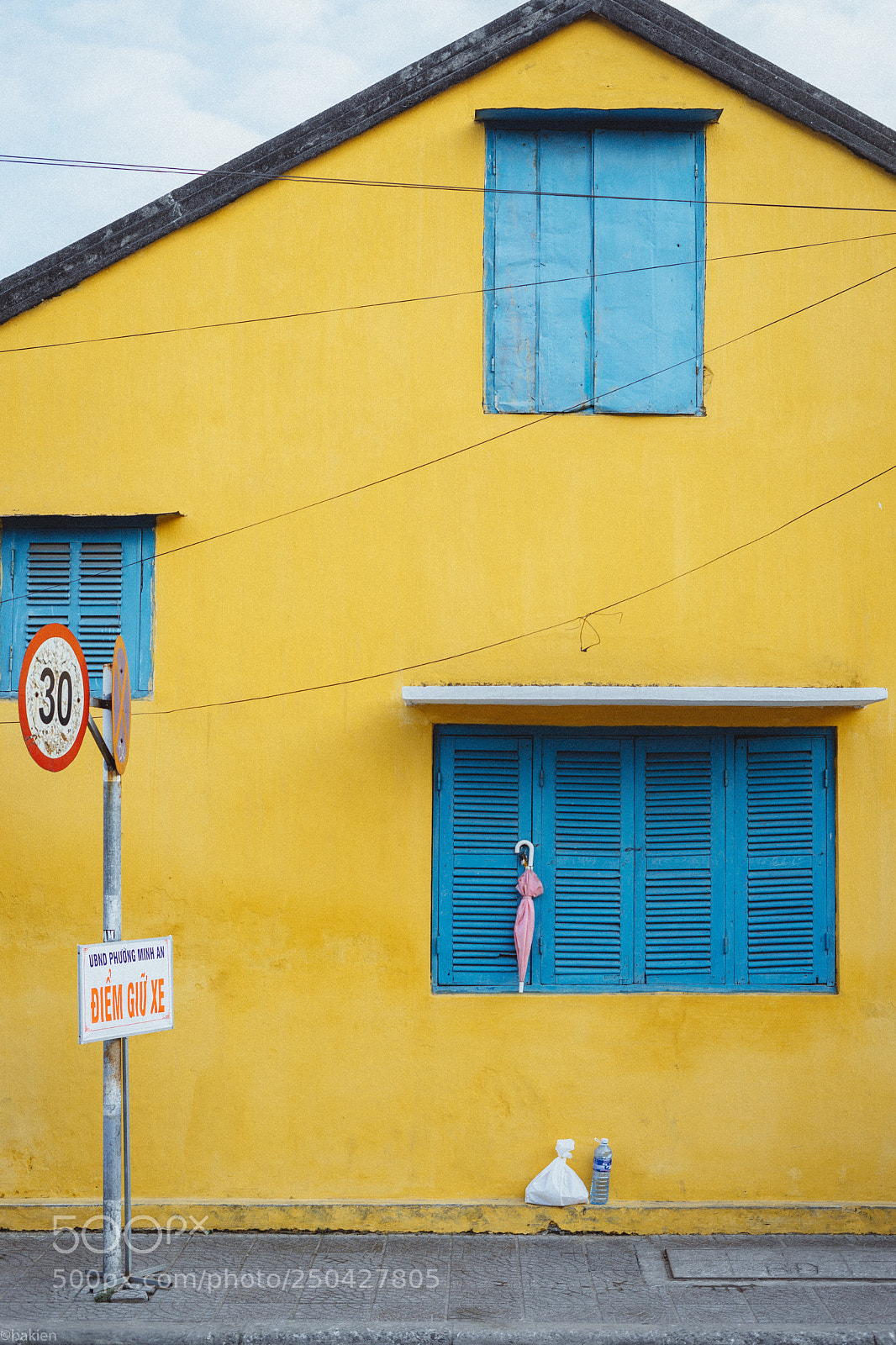 Sony a7 sample photo. Old wall photography