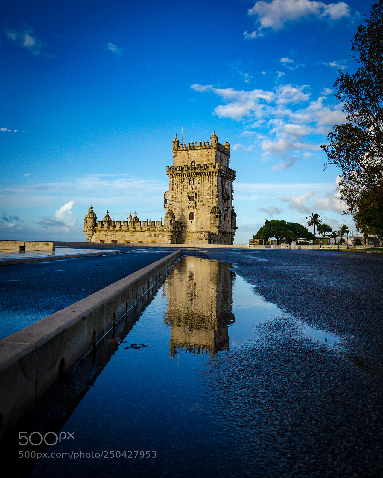 Nikon D5100 sample photo. Old tower photography