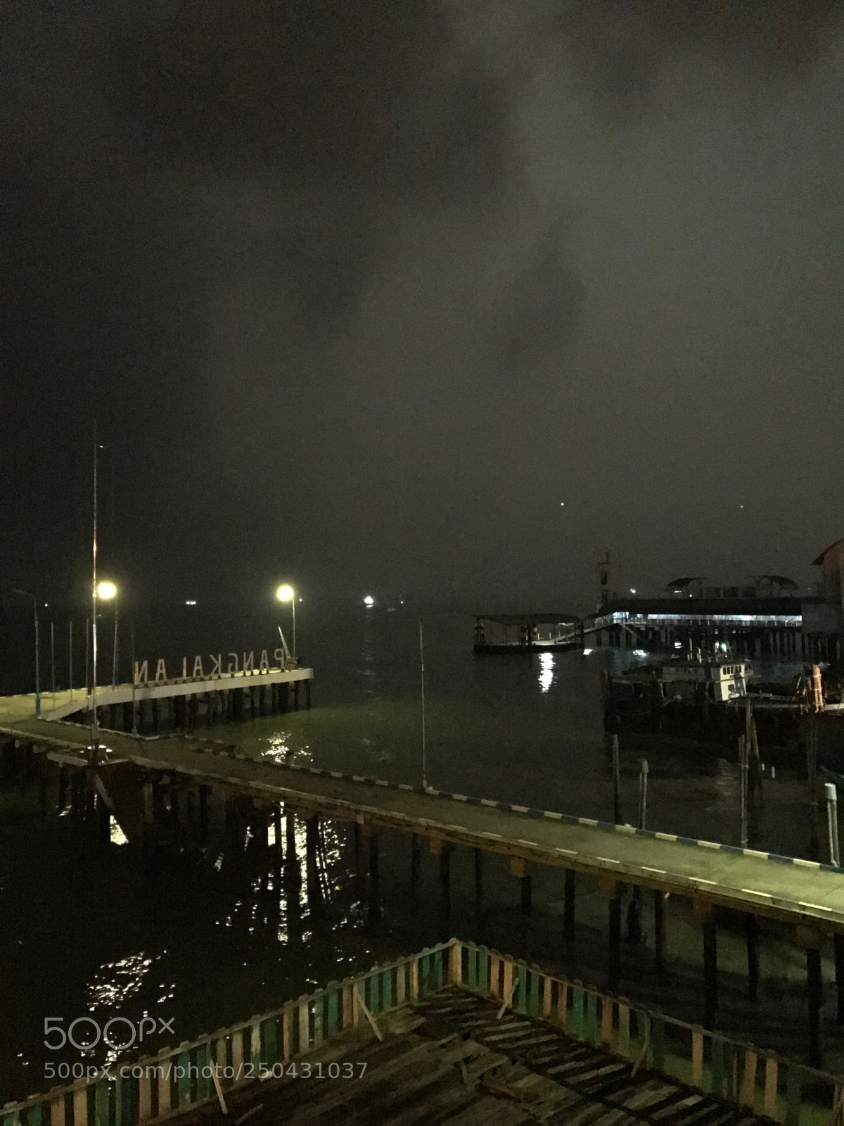 Apple iPhone 7 sample photo. A night at karimun photography