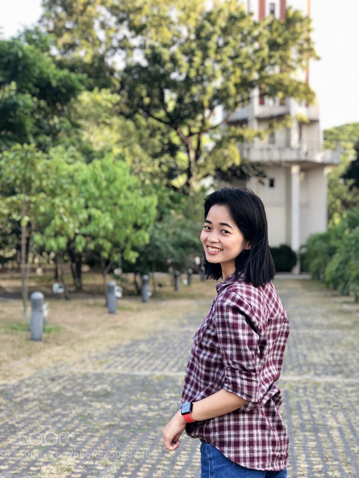 Apple iPhone 8 Plus sample photo. Happy girl photography