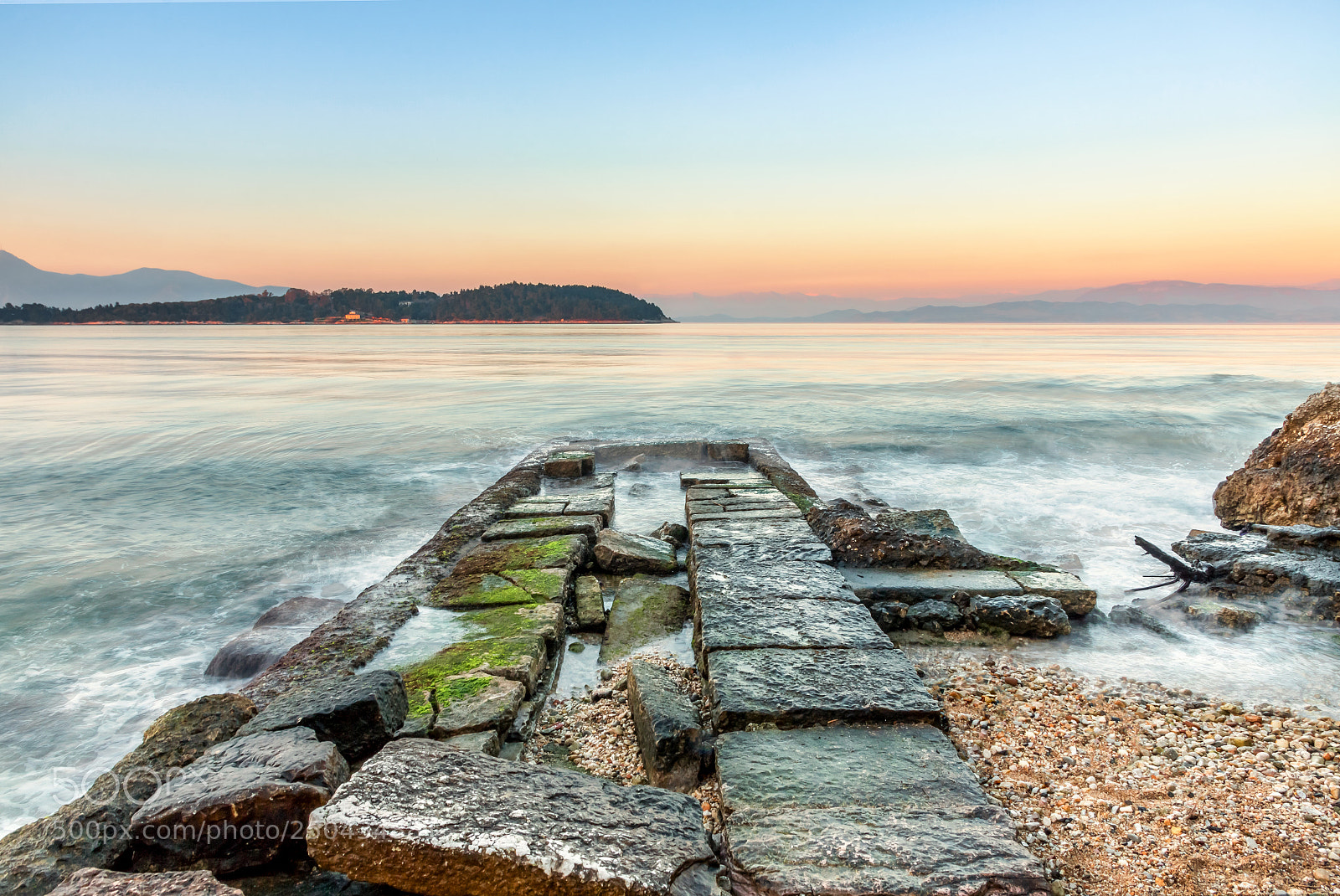 Canon EOS 70D sample photo. Beach remains  photography