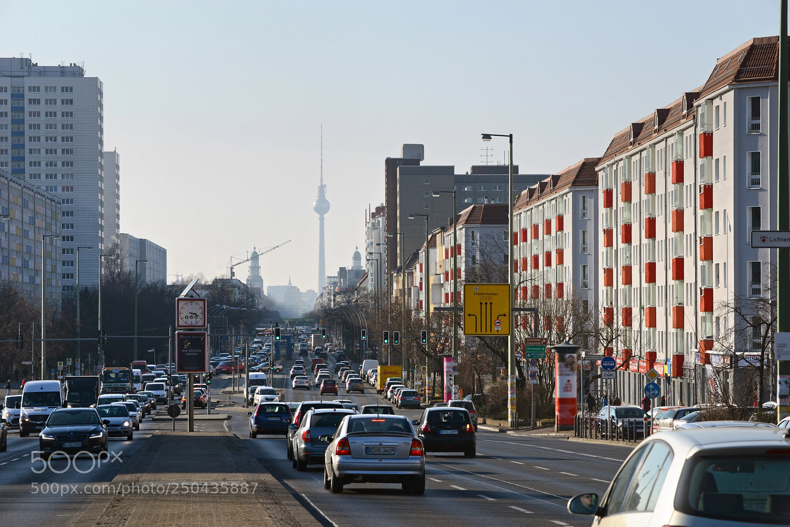 Nikon D800 sample photo. Frankfurter allee zum berliner photography