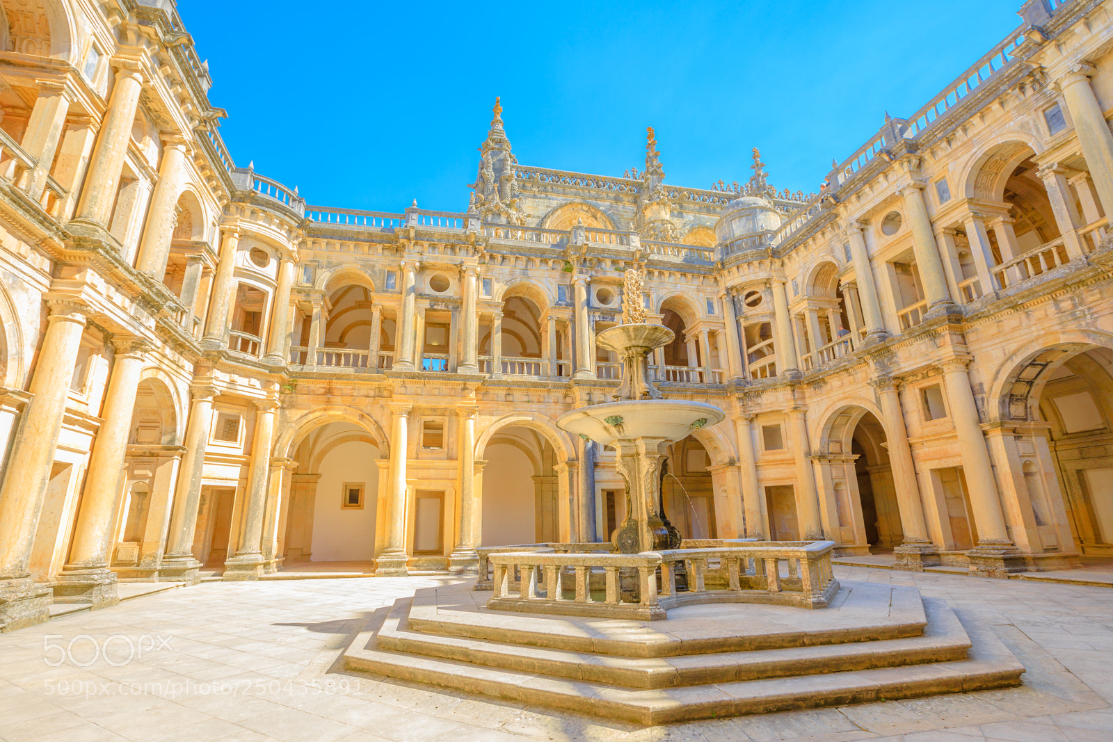 Canon EOS 5D Mark IV sample photo. Convent of christ courtyard photography