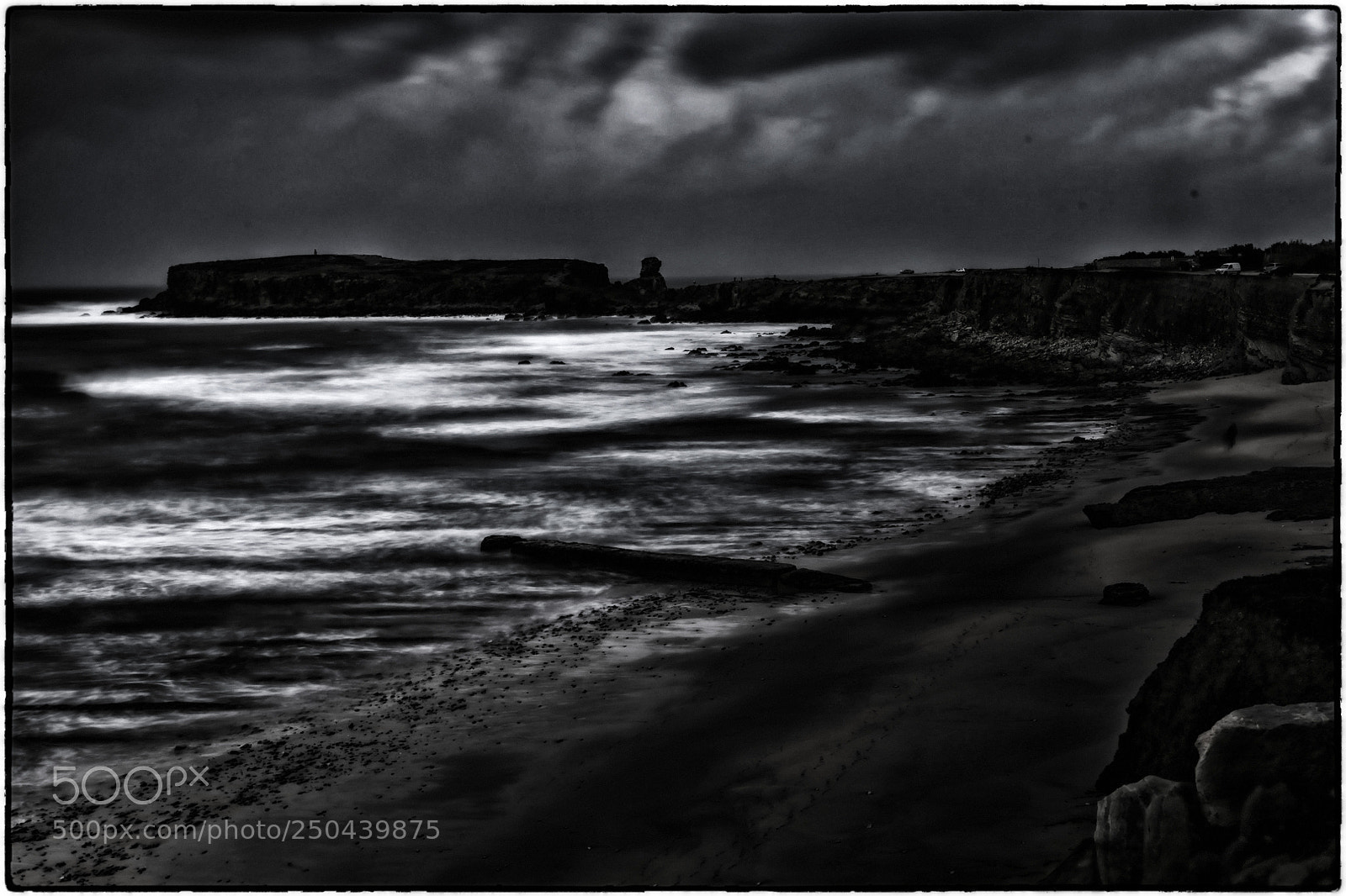 Canon EOS 5D Mark IV sample photo. Peniche tormenta y amanecer photography