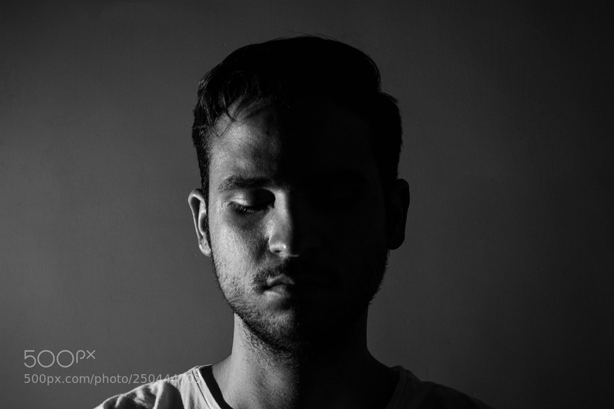 Nikon D5200 sample photo. Dark side photography