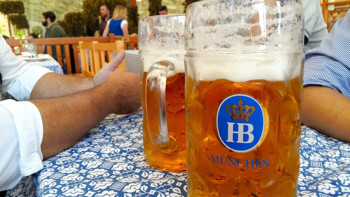 Samsung Galaxy A7 sample photo. Oktoberfest: beer lovers this one is for you ! https://wp.me/p7czli-25b photography
