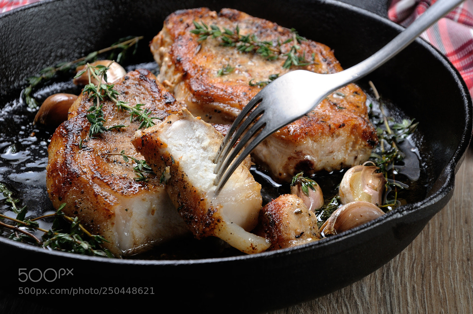 Nikon D90 sample photo. Roasted pork steak in photography