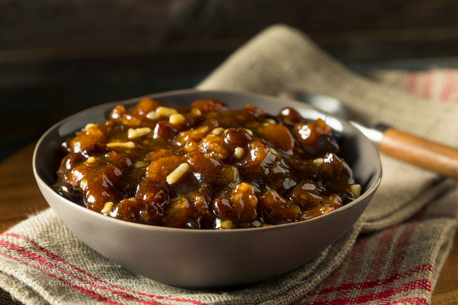 Canon EOS 5D Mark IV sample photo. Organic homemade mincemeat filling photography