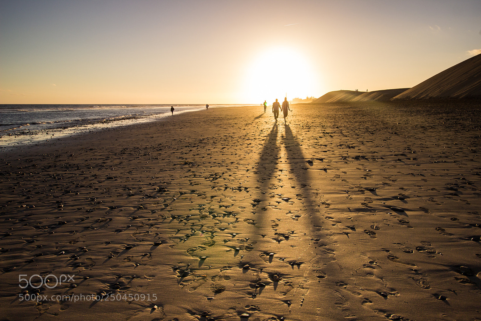 Canon EOS 600D (Rebel EOS T3i / EOS Kiss X5) sample photo. Sunset on the beach photography