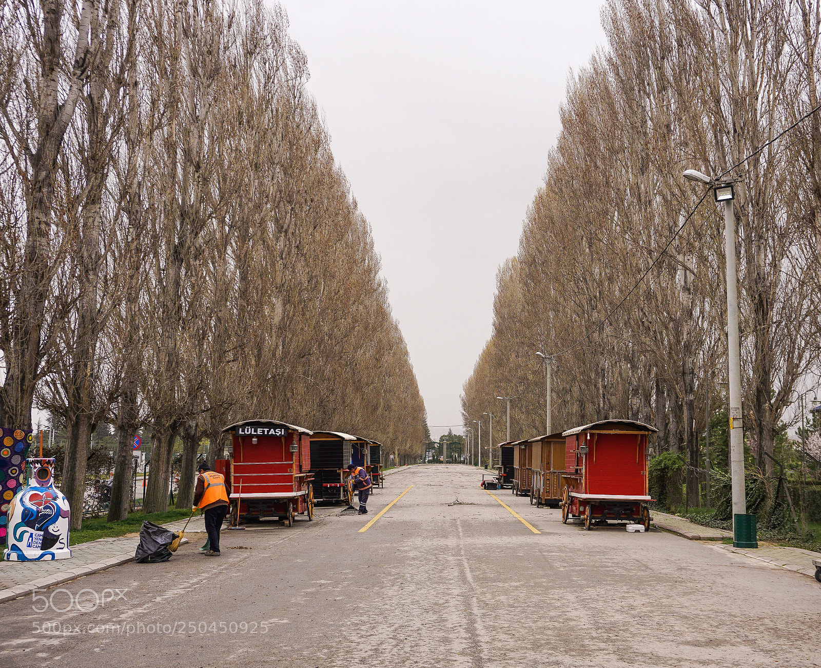 Sony a6000 sample photo. Looks like no end photography