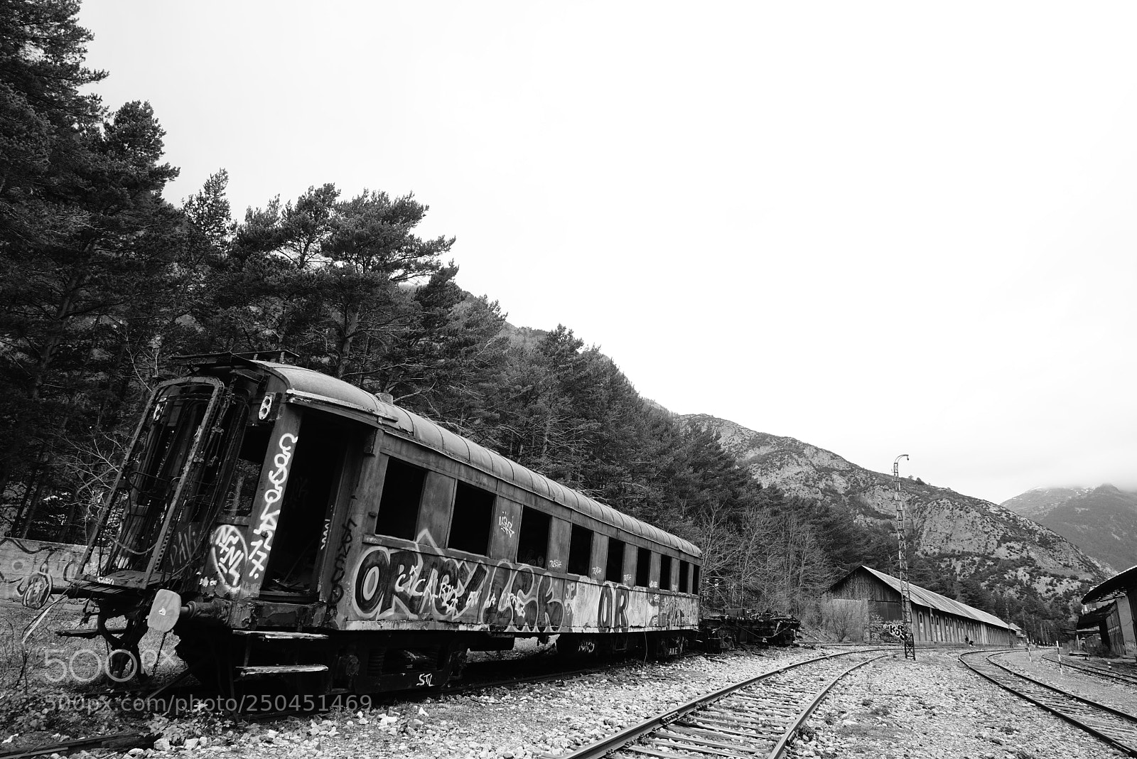 Sony a7R sample photo. Tren abandonado photography