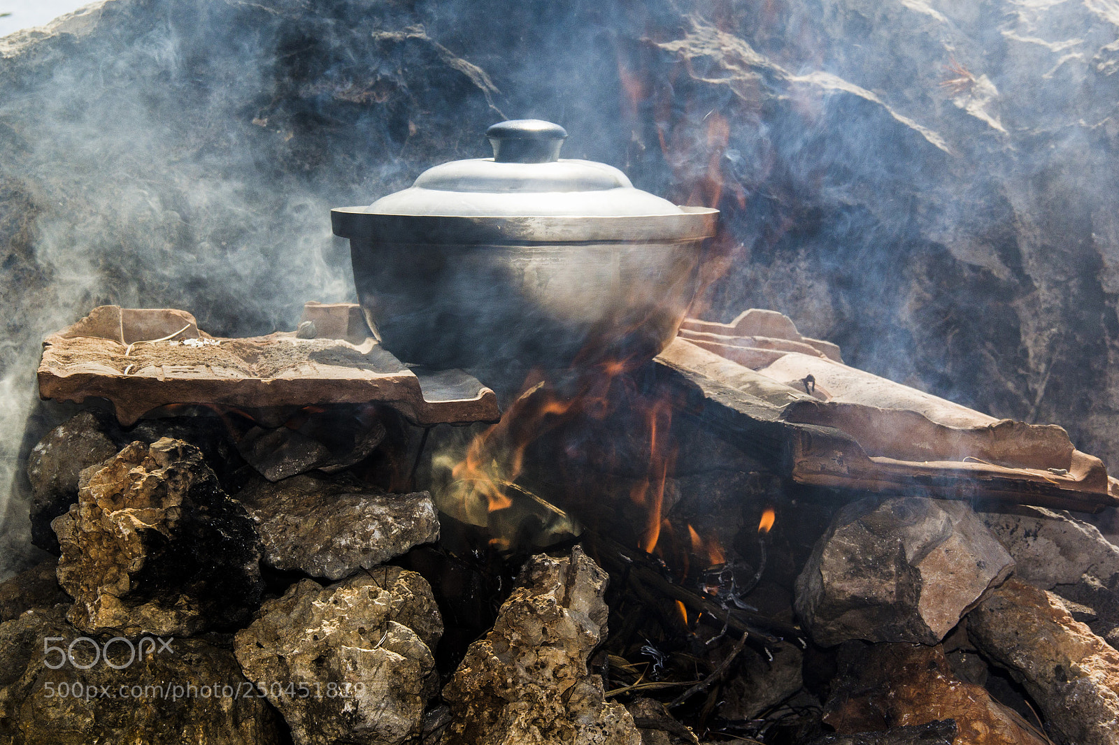 Canon EOS 60D sample photo. Pot of fish soup photography