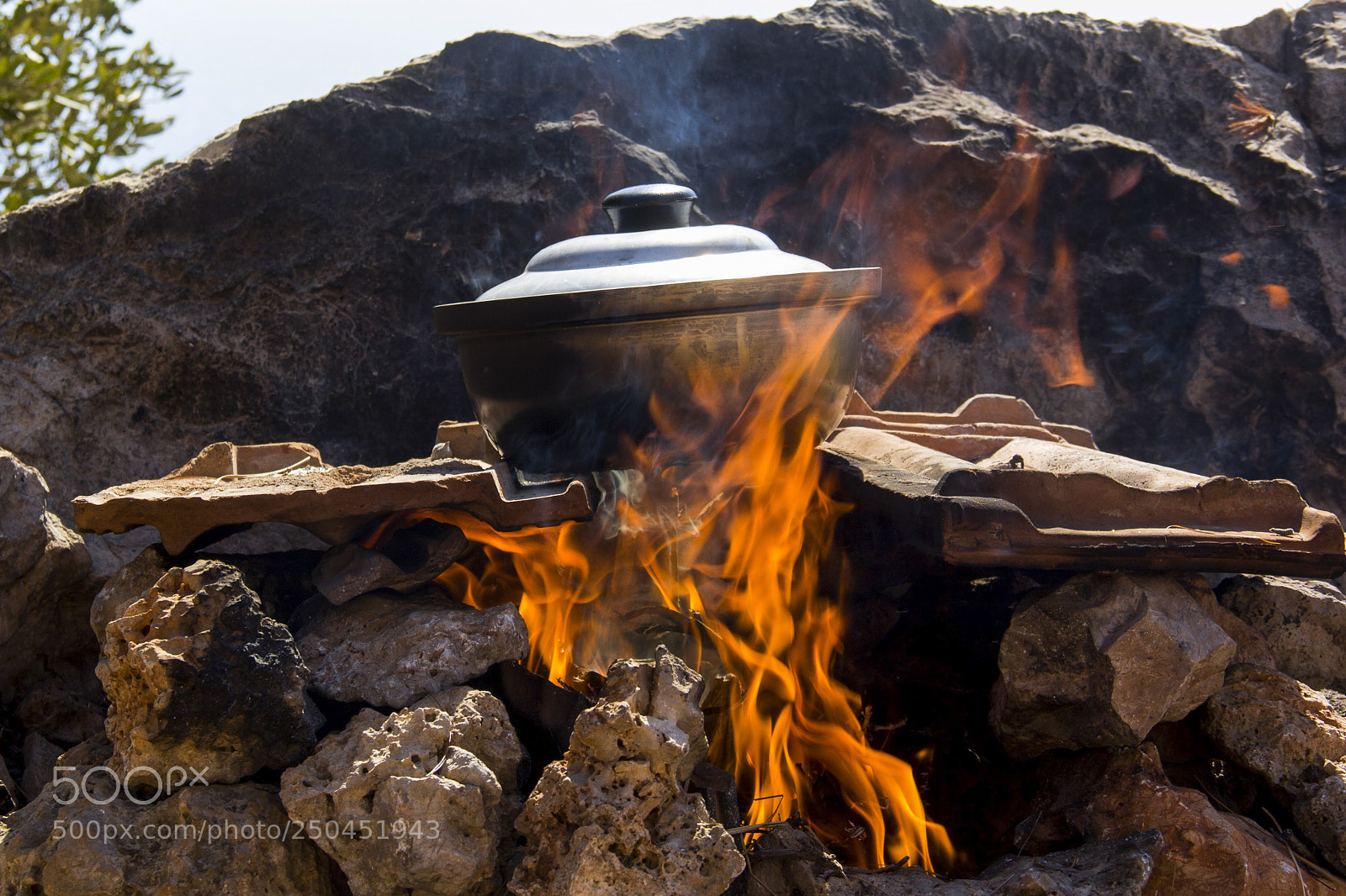 Canon EOS 60D sample photo. Pot of fish soup photography