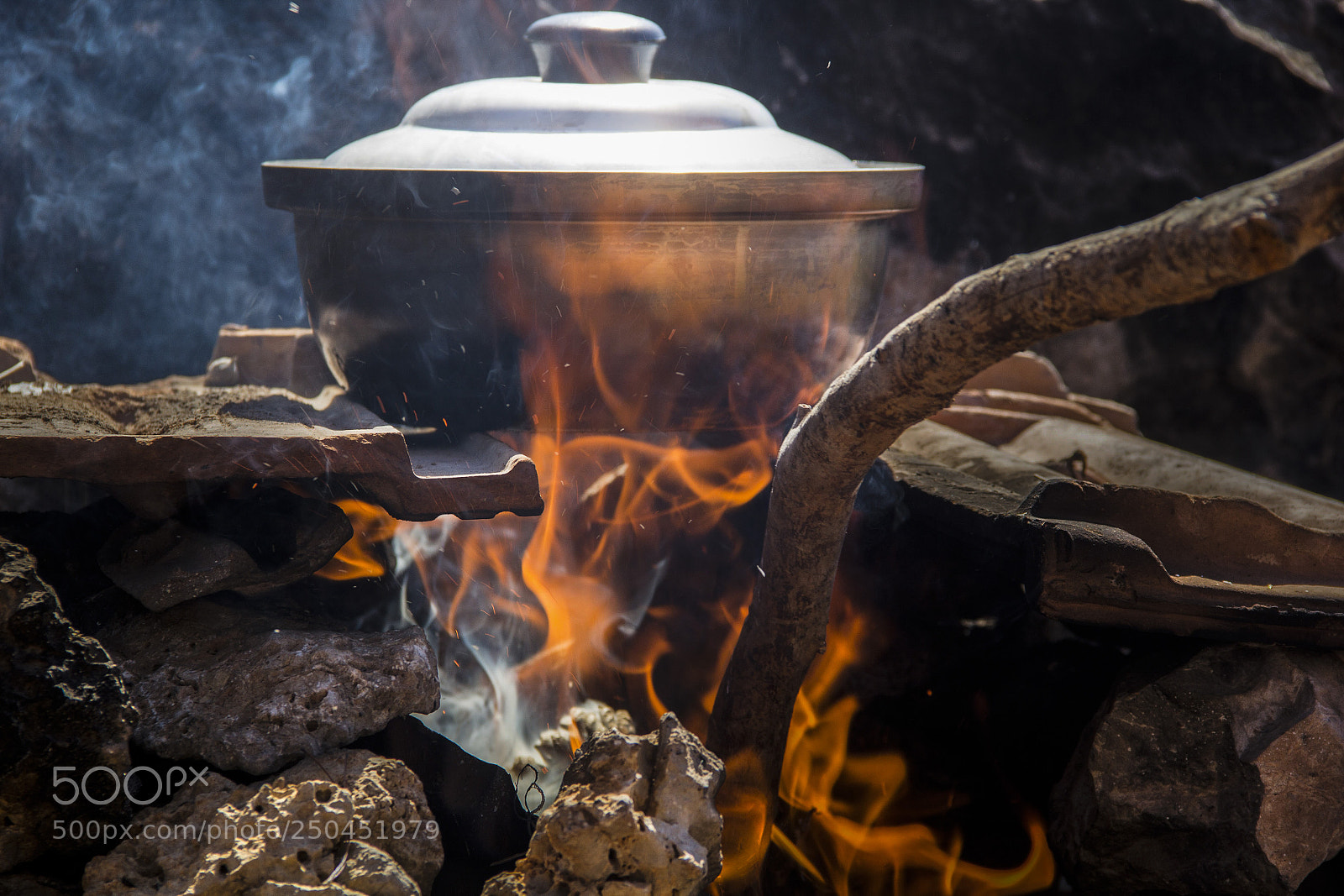 Canon EOS 60D sample photo. Pot of fish soup photography