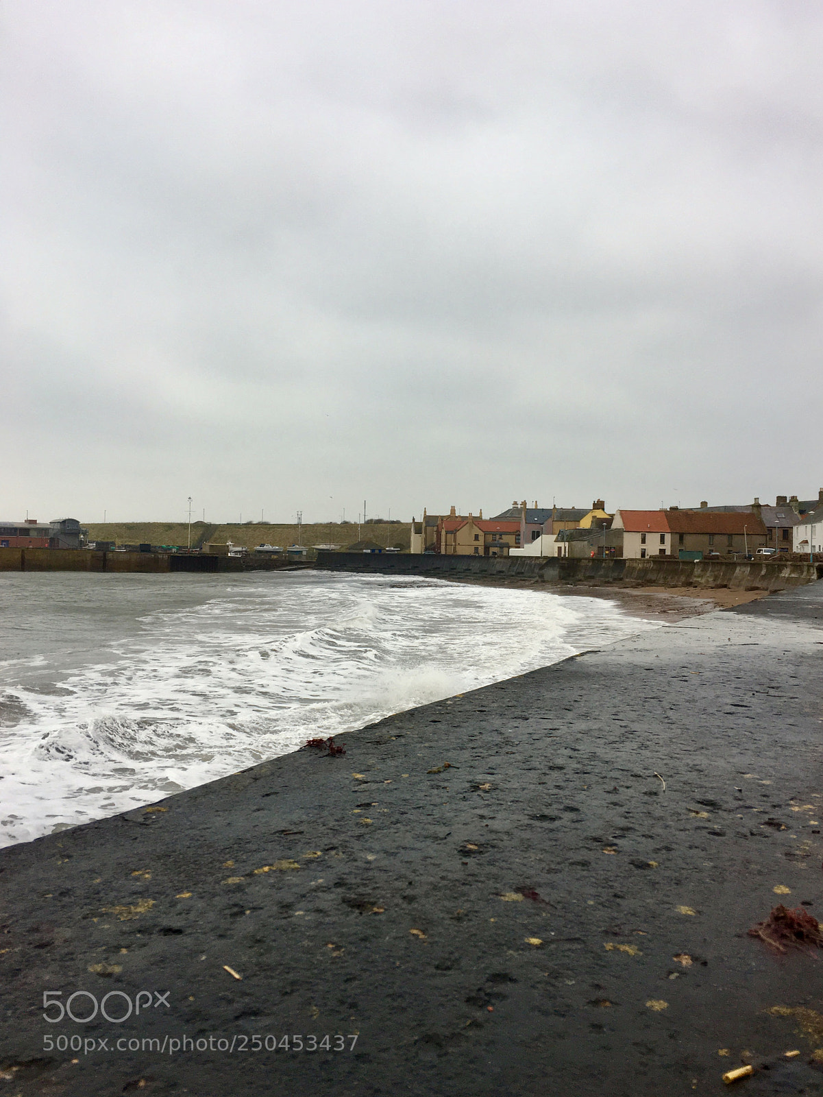 Apple iPhone 6s sample photo. Eyemouth beach photography