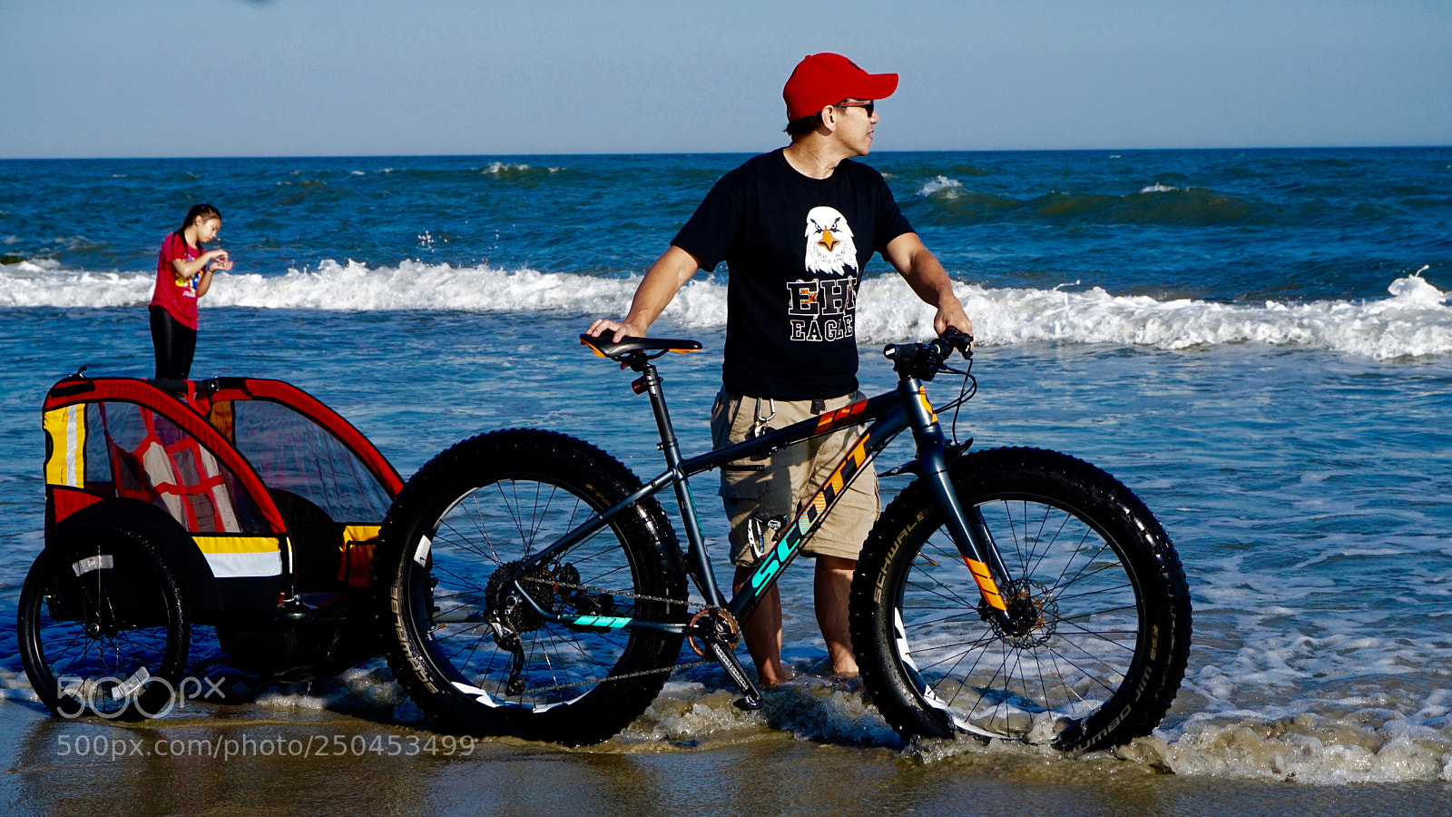 Sony a6000 sample photo. Bike at the beach photography