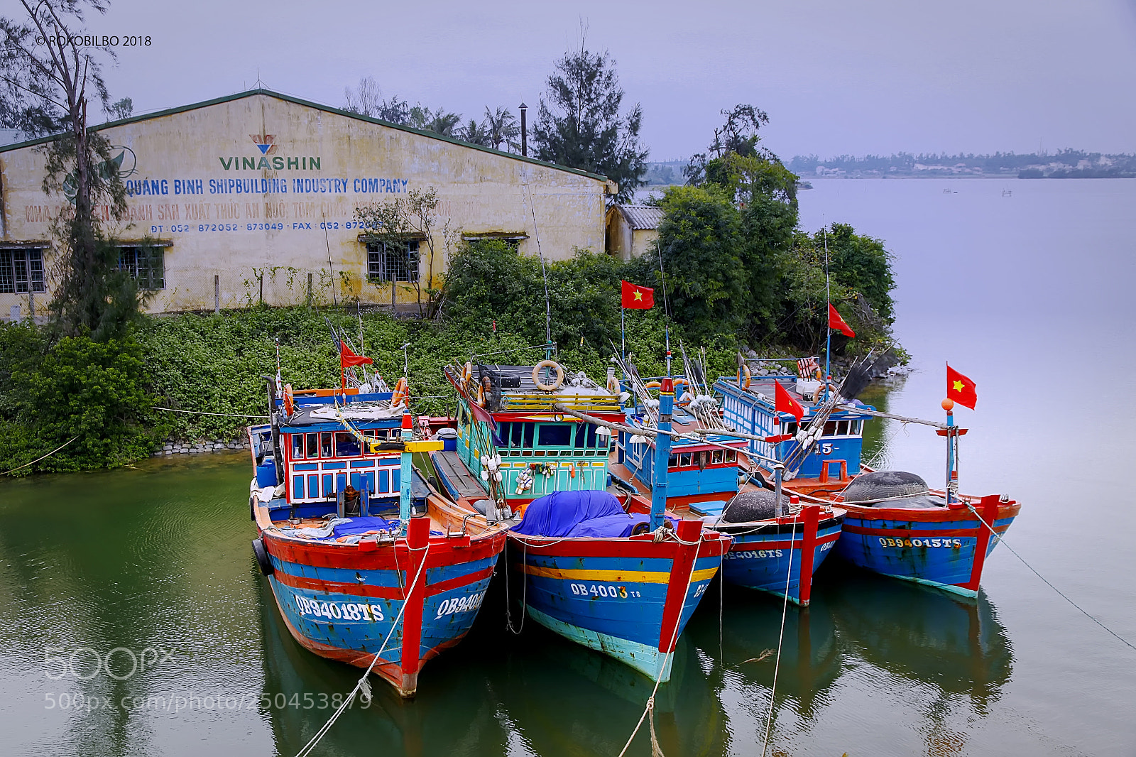 Canon EOS 50D sample photo. Vietnamese fishing boat 8 photography
