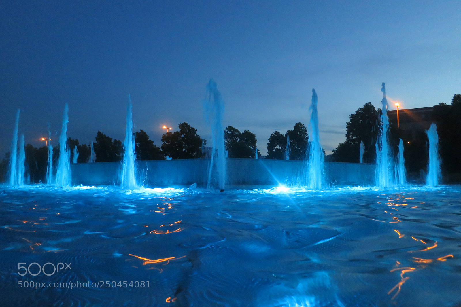 Canon PowerShot S100 sample photo. Munich, fountain in front photography