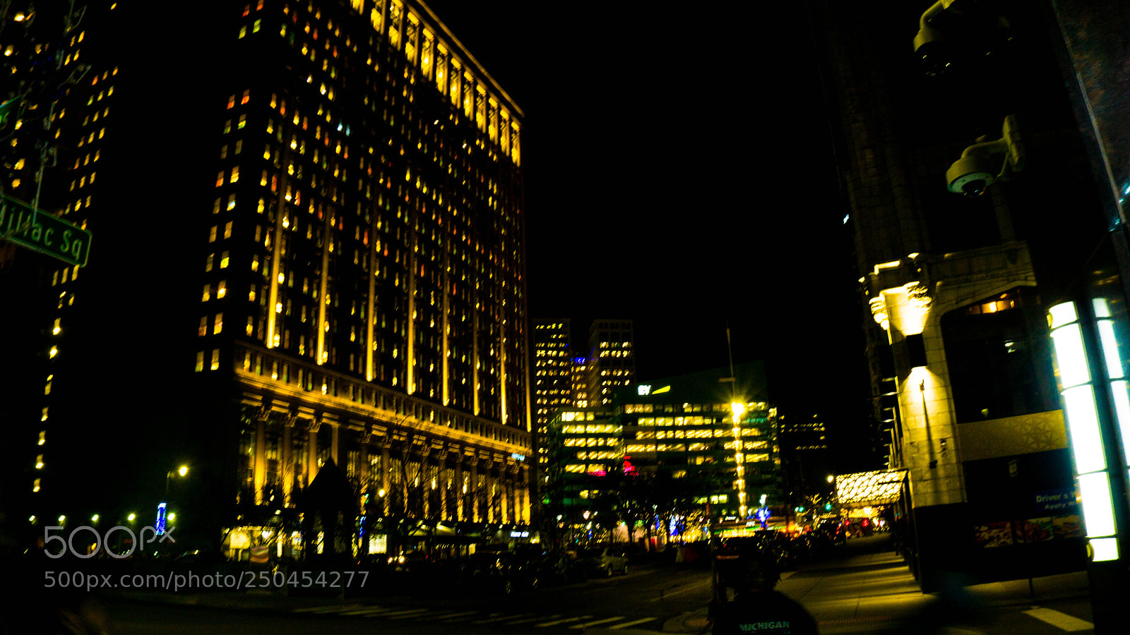 Sony a6000 sample photo. Night on the town photography