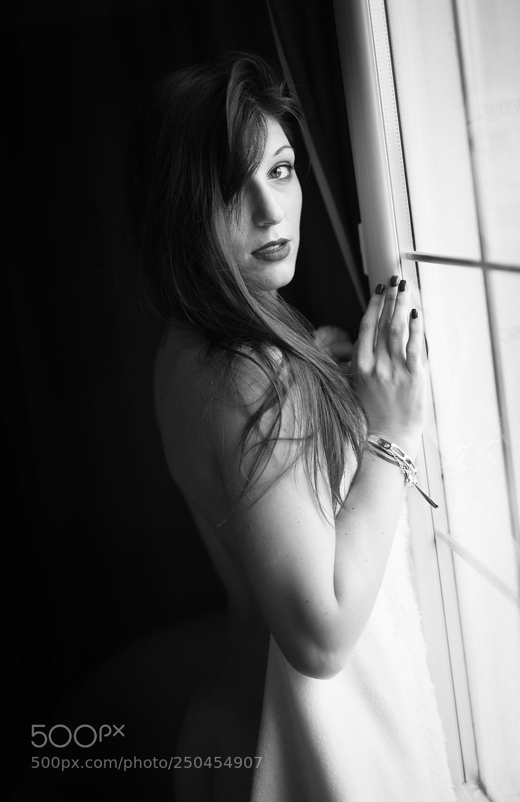 Nikon D810 sample photo. Elodie : portrait : glamour photography