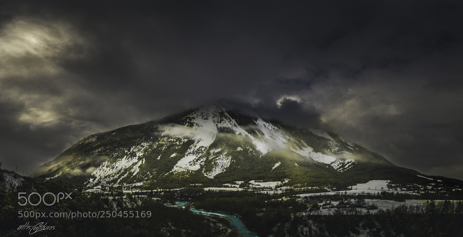Canon EOS 5D Mark IV sample photo. Cloudy mountain photography