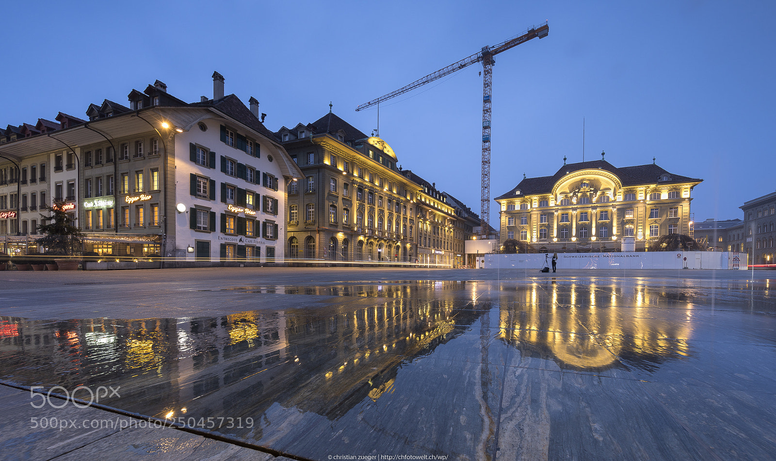 Canon EOS 5D Mark IV sample photo. Bern bundesplatz reflections photography