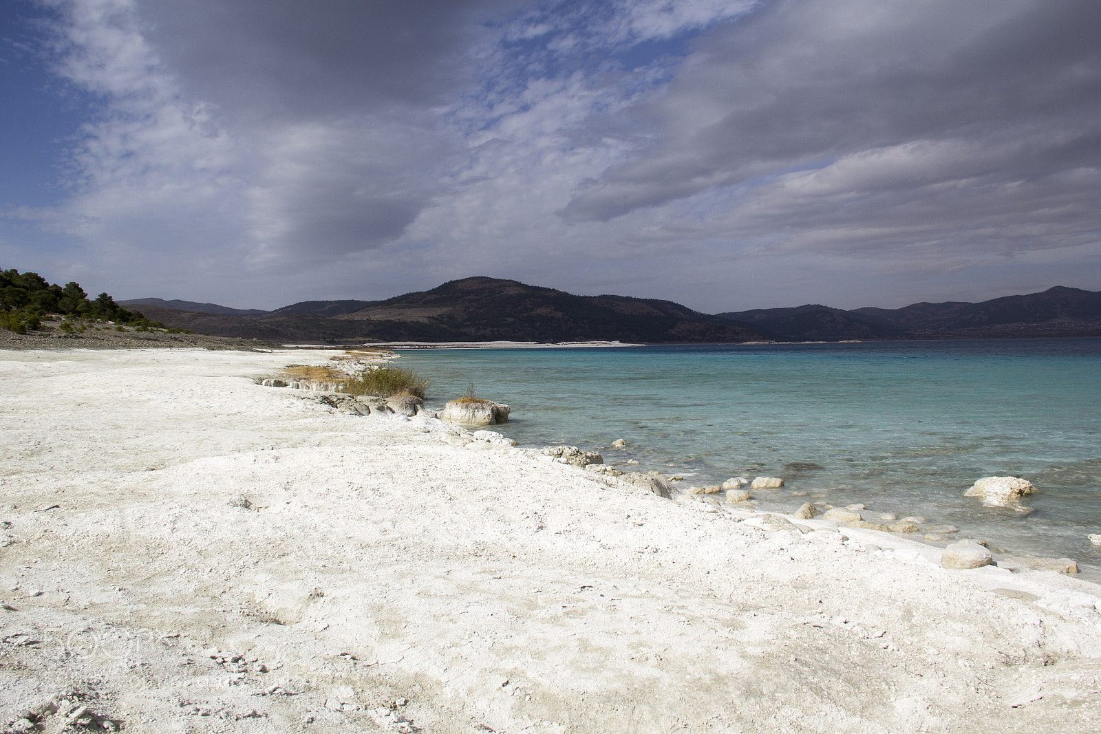 Canon EOS 60D sample photo. Blue lake and blue photography