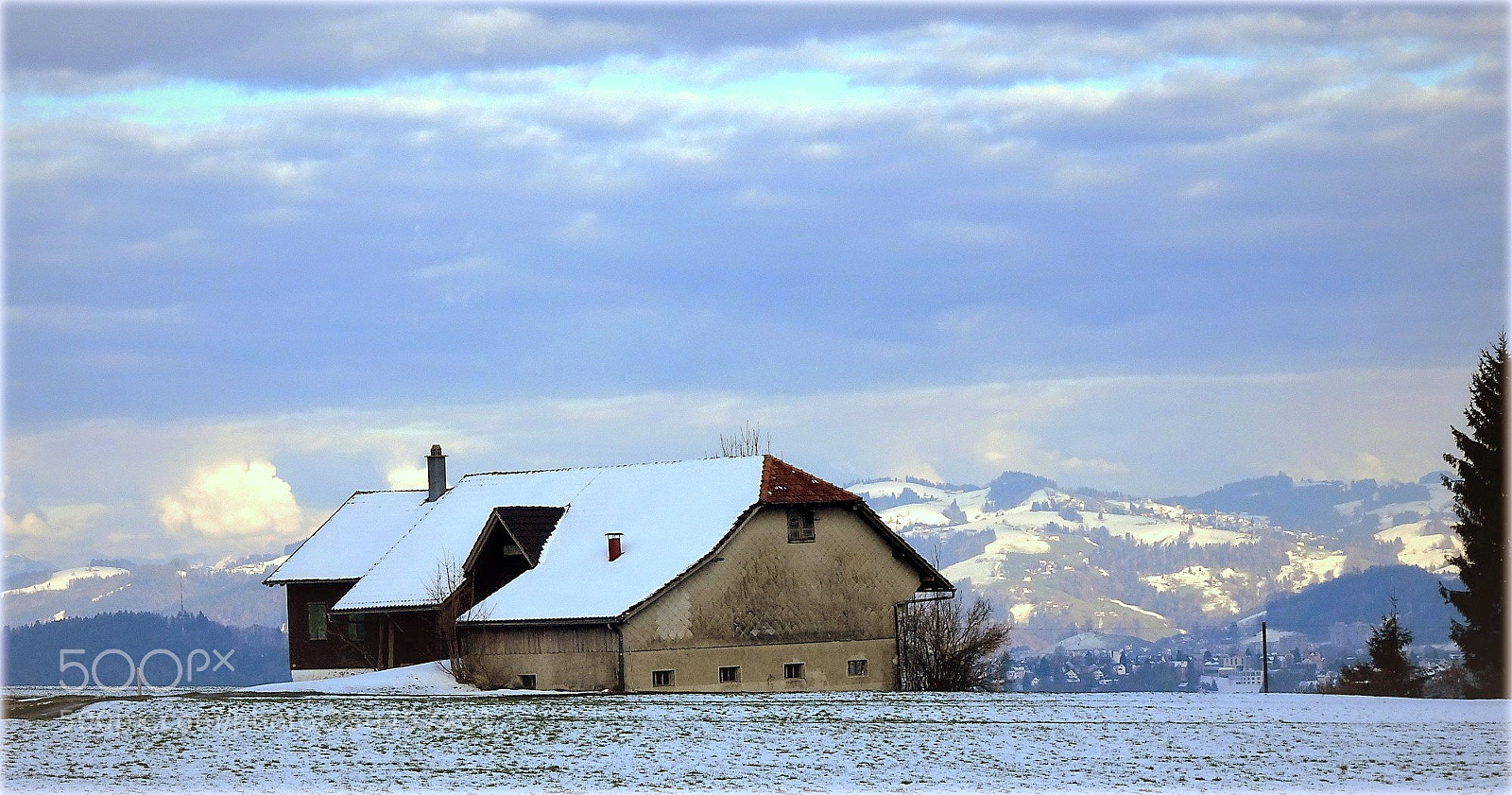 Sony Cyber-shot DSC-HX80 sample photo. "house in landscape" photography