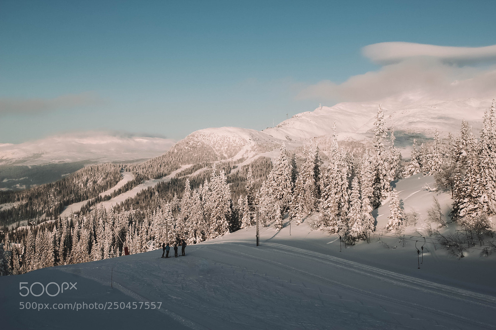 Canon EOS 60D sample photo. Ski slopes photography