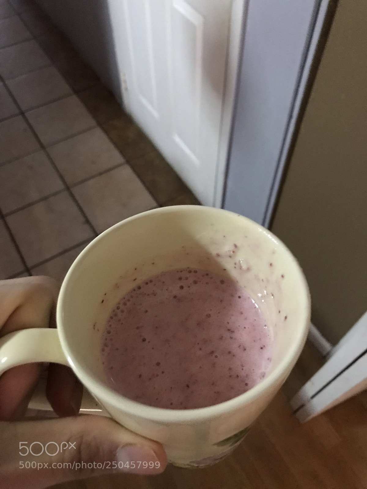 Apple iPhone 7 Plus sample photo. Smoothie lol photography