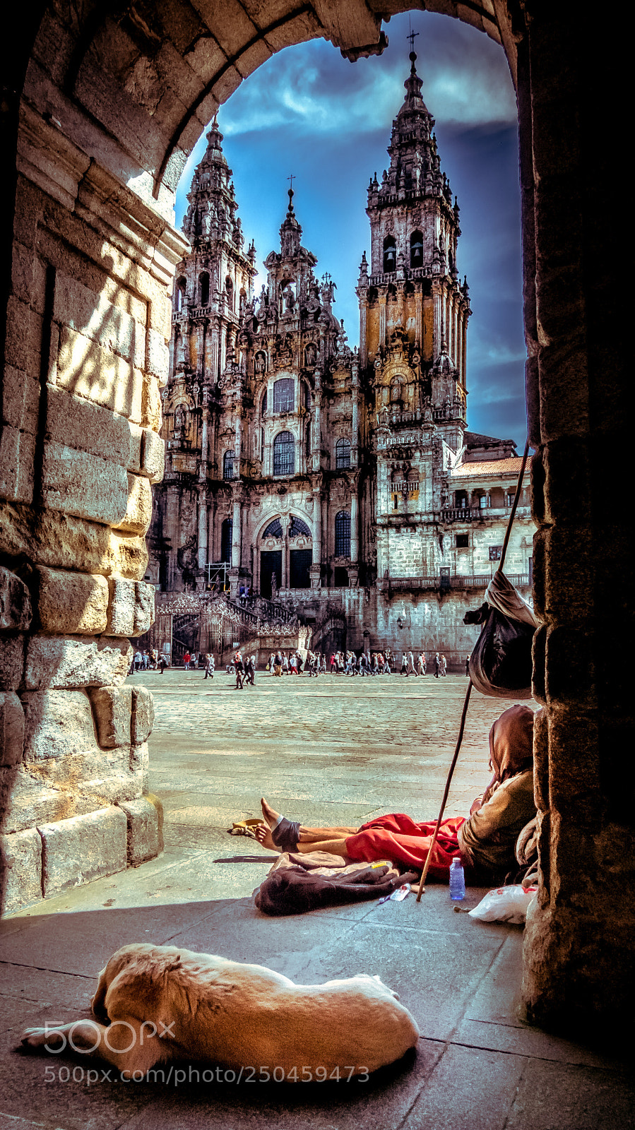 Panasonic Lumix DMC-FZ150 sample photo. Peregrino en compostela photography