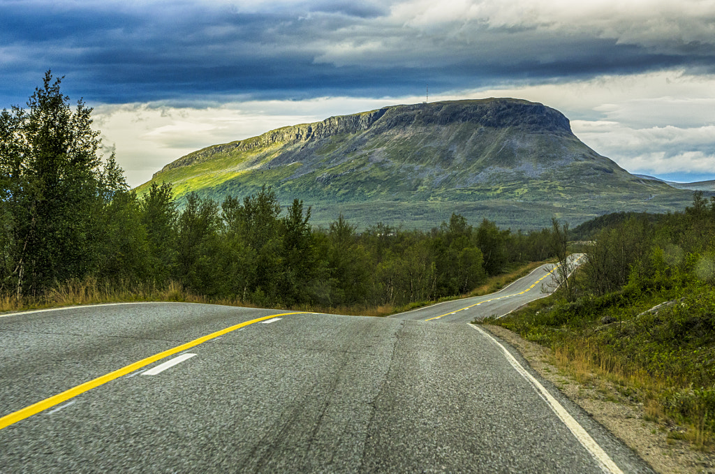 Saana by Markus Kauppinen on 500px.com