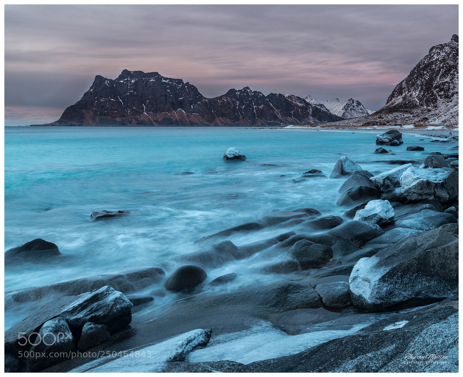 Nikon D800 sample photo. Last light at uttakliev photography