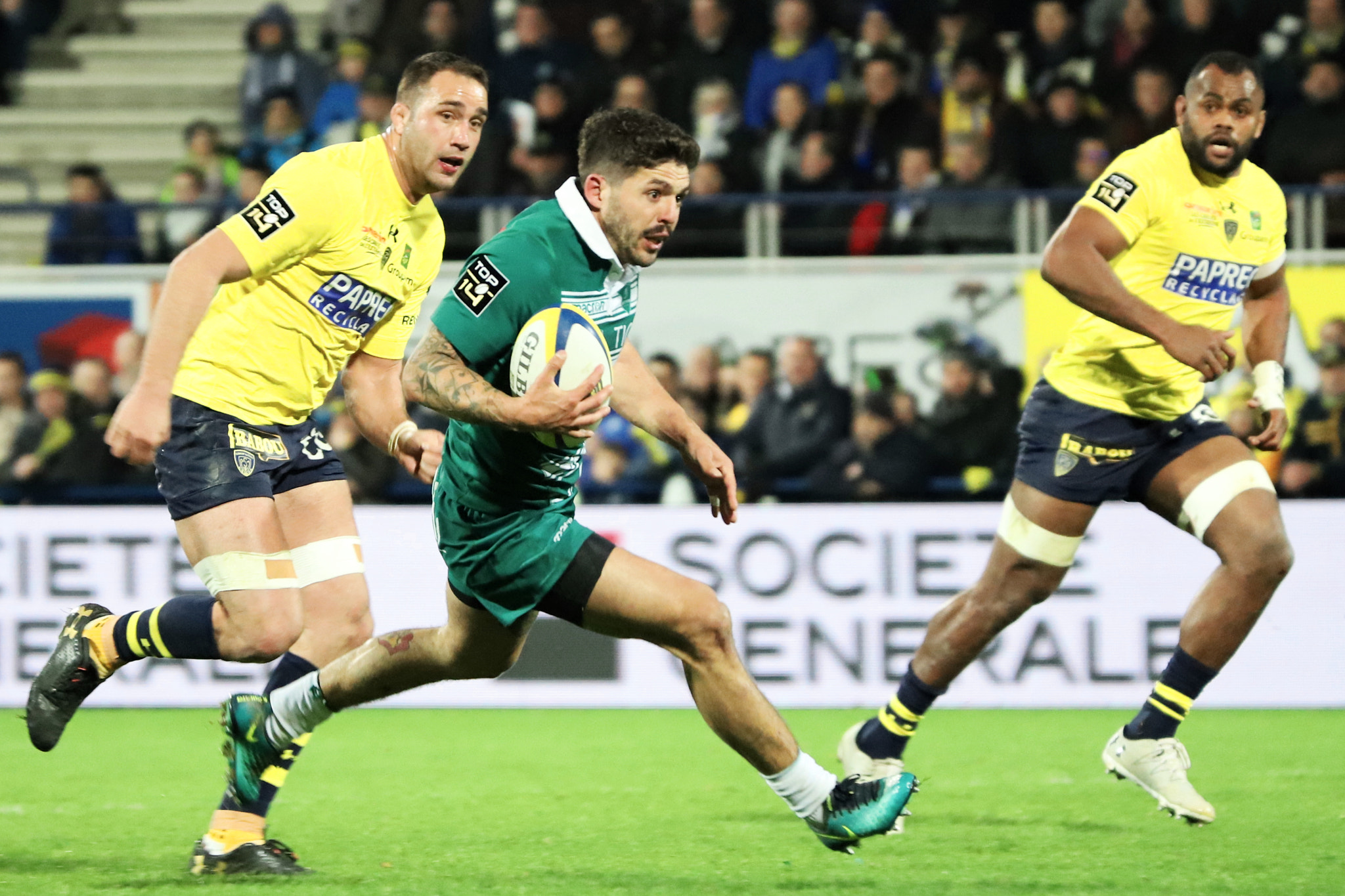 Canon EF 70-300 F4-5.6 IS II USM sample photo. Asm clermont auvergne vs section paloise top14 photography