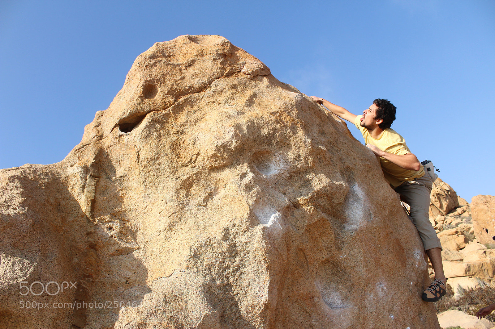 Canon EOS 1200D (EOS Rebel T5 / EOS Kiss X70 / EOS Hi) sample photo. Rock climber photography