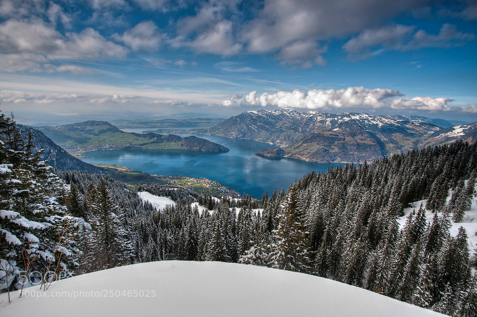 Pentax K-7 sample photo. Lake lucerne in the photography