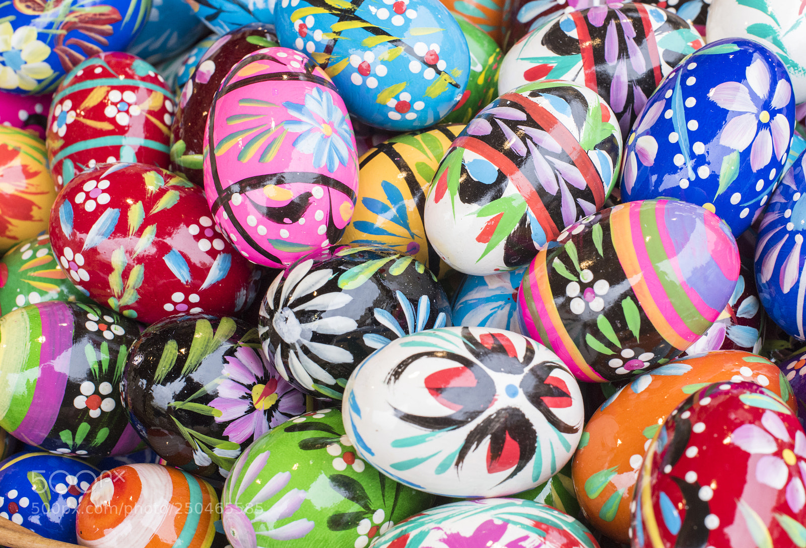 Nikon D810 sample photo. Traditional hand-painted wooden eggs photography