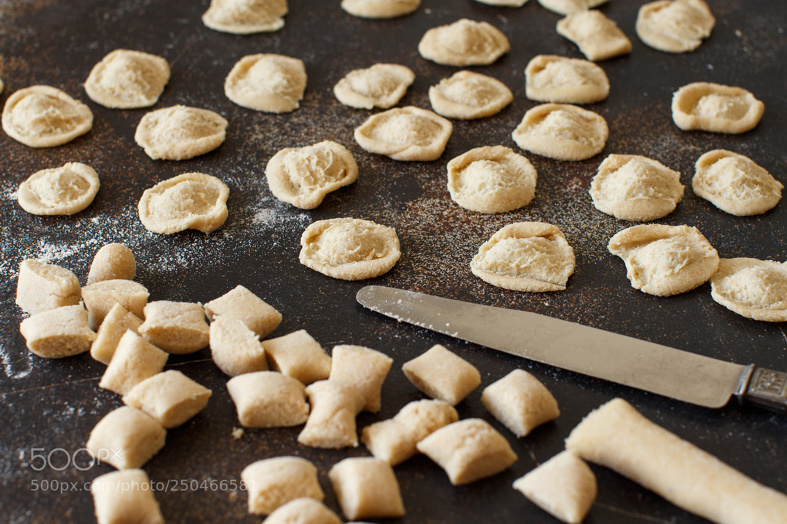 Canon EOS 650D (EOS Rebel T4i / EOS Kiss X6i) sample photo. Making whole wheat flour photography